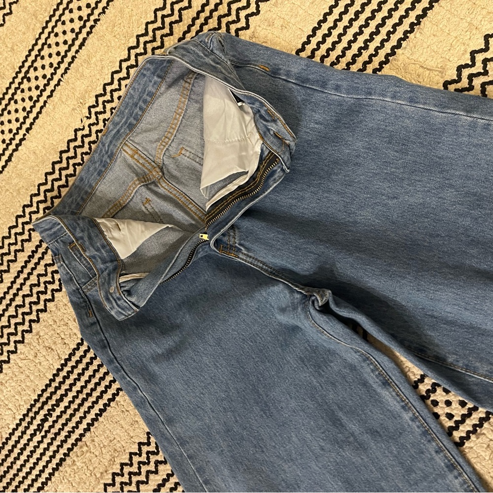 Women’s Shein jeans!